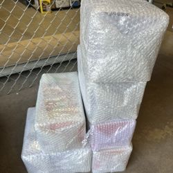 Plenty of 6ct boxes labubus have a seat & stand up macaroons