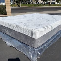 Queen Organic Cool Gel Memory Foam!