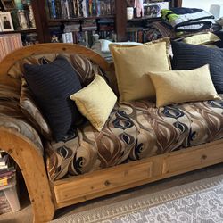 Loveseat/Antique Settee w/2 bottom Drawers!