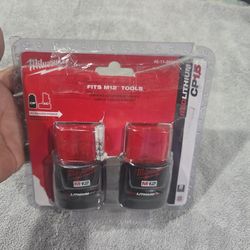 🔥$60 FIRM PRICE🔥Milwaukee (2-PACK) M12 12-Volt 1.5 Ah Lithium-Ion Compact Battery