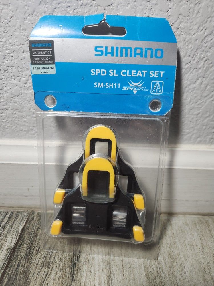 Shimano SM-SH11 Road SPD-SL Pedal Cleats - 6 Degrees Float - Yellow/Black