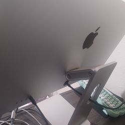 Apple display screen 27in