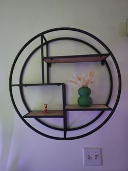 Round Floating Shelves 24x24"