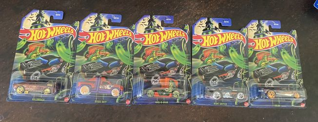  2025 Halloween Series Complete Set Limited Edition 5 Hot Wheels Die-cast Cars