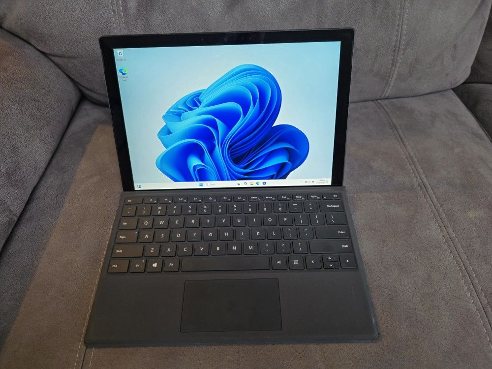Microsoft Surface Pro 7 Tablet Intel Core