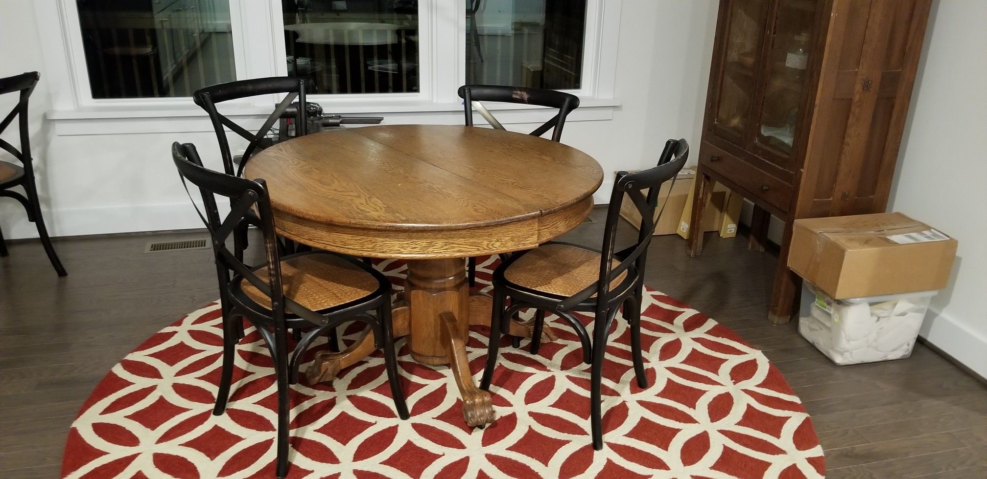 Clawfoot dining table (no chairs)