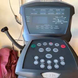 Octane Elliptical (Professional Grade)