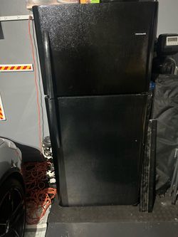 Frigidaire refrigerator