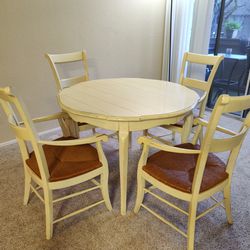 Shabby Chic Dining Table & Chairs