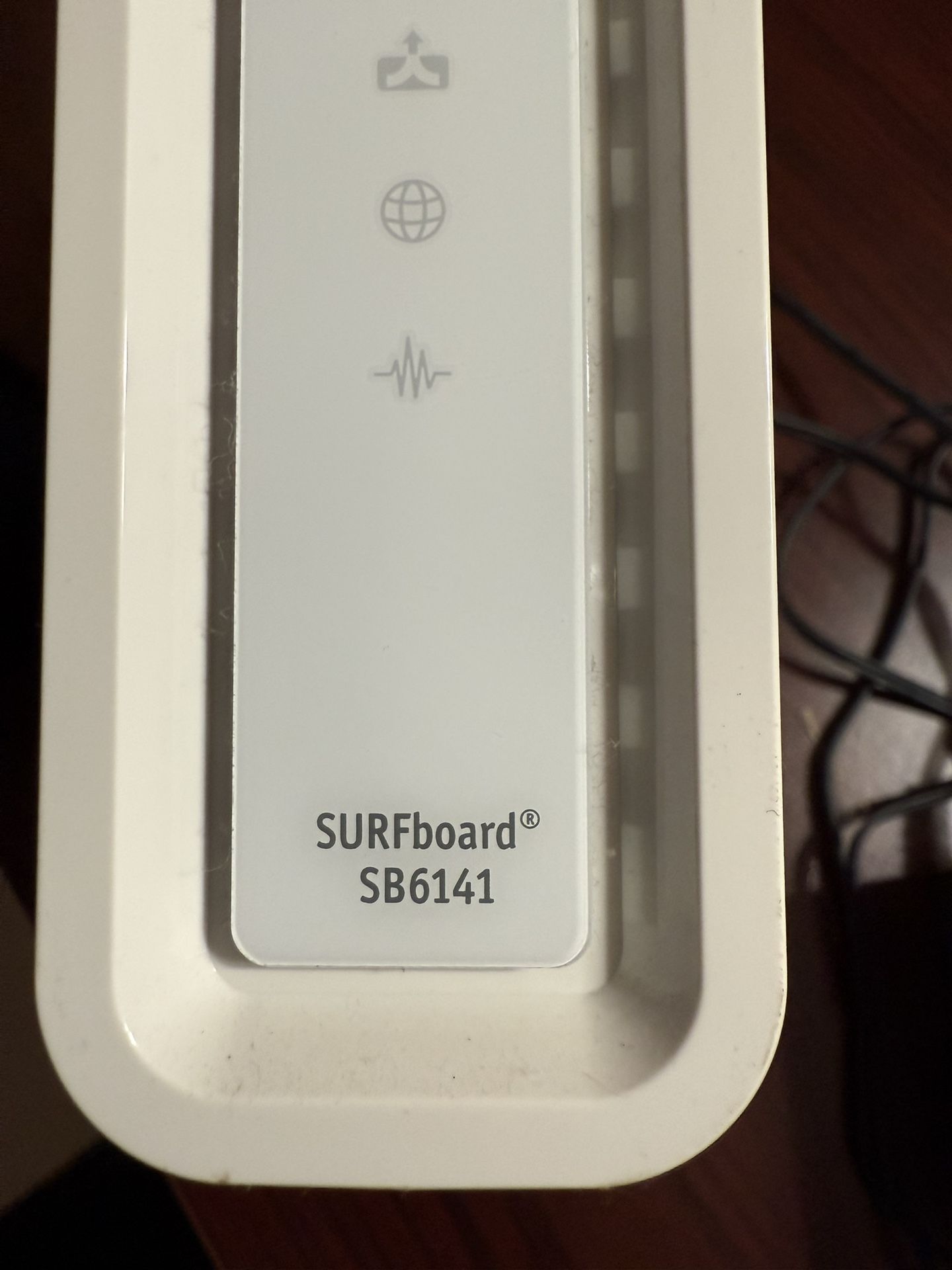 Motorola SURFboard SB6141 DOCSIS 3.0 Cable Modem