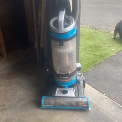 Clean View Swivel Rewind Pet