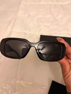 SUNGLASSES DM IF YOU HAVE A DIFFERENT PRICE IN MIND