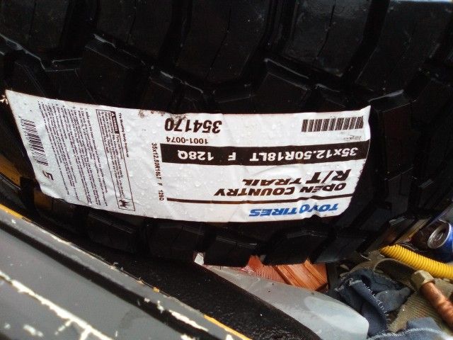 1 35x12.50x18 Toyo Open Country
