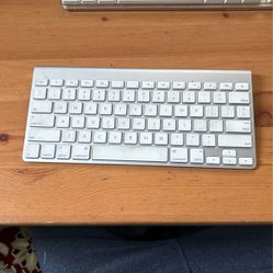 Apple Magic Keyboard