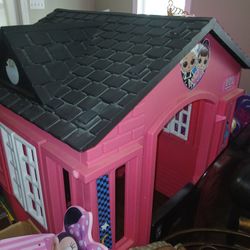 LOL Surprise Indoor & Outdoor Cottage Playhouse 