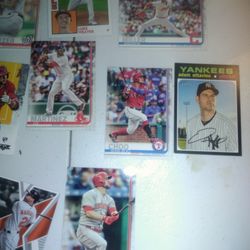 22 Mlb Card Lot
