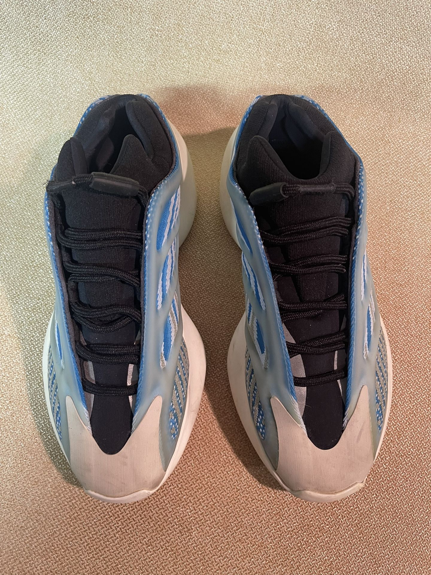 Adidas Yeezy 700 V3 Arzareth Men's Sneakers Blue Size 7 G54850 Preowned