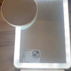 Portable Foldable LED Makeup Mirror with 3-Level, 3-Color Lighting Adjustment and 10x Magnification