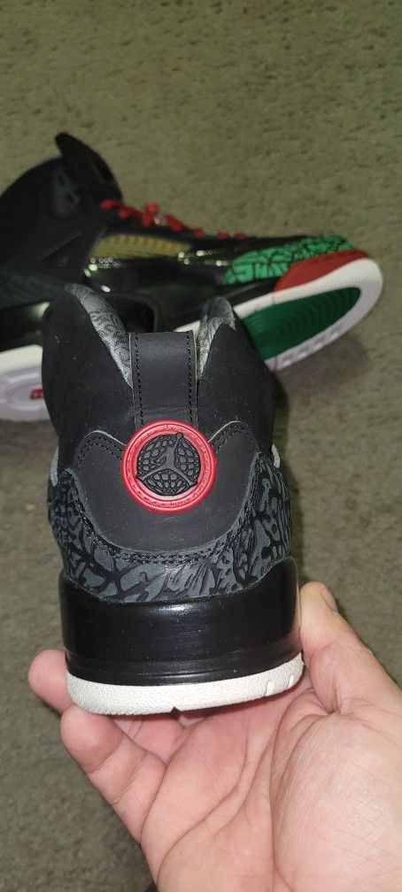 Jordan SpizikeBlack Varsity Red (2017)