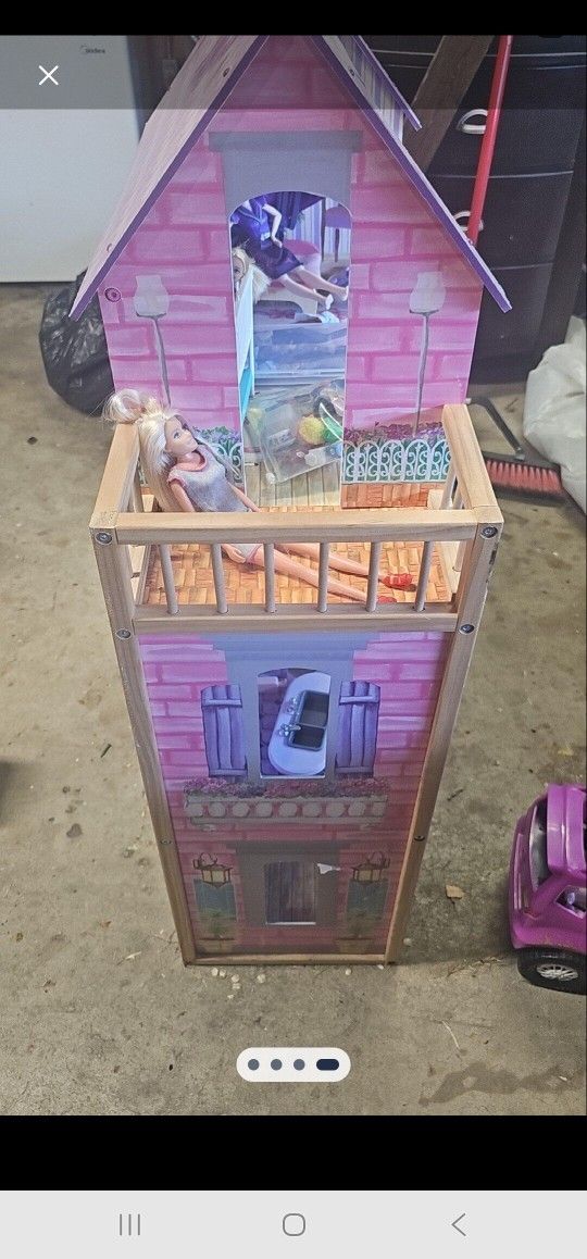 Dollhouse