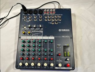 Yamaha MG82CX 8-Input Stereo Mixer with Digital Effects