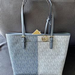 MK HANDBAG New!!!