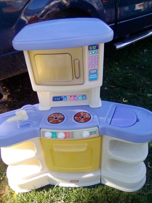 Little Tikes Big Family Kitchen 
