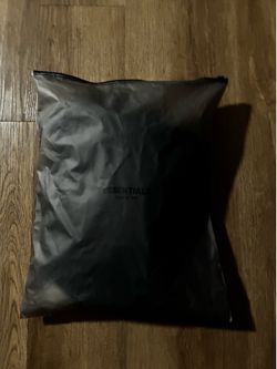 Essential BLACK hoodie