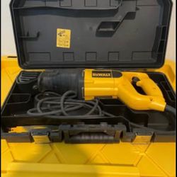 DeWalt DW304P 10Amp corded variable speed reciprocating saw 