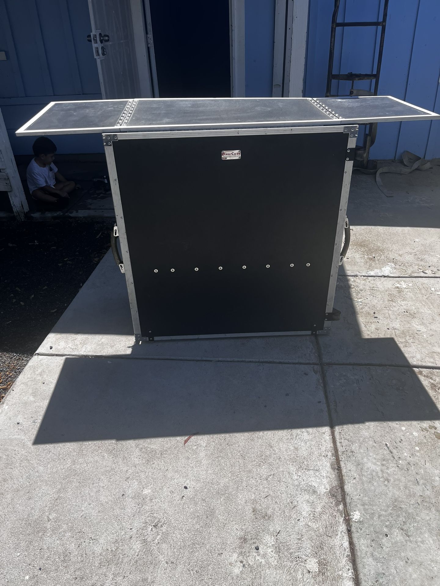 Dj Table