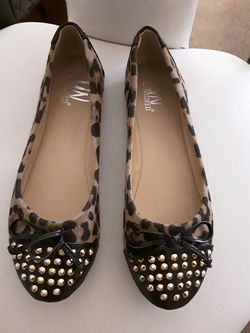 Flat shoes size 8