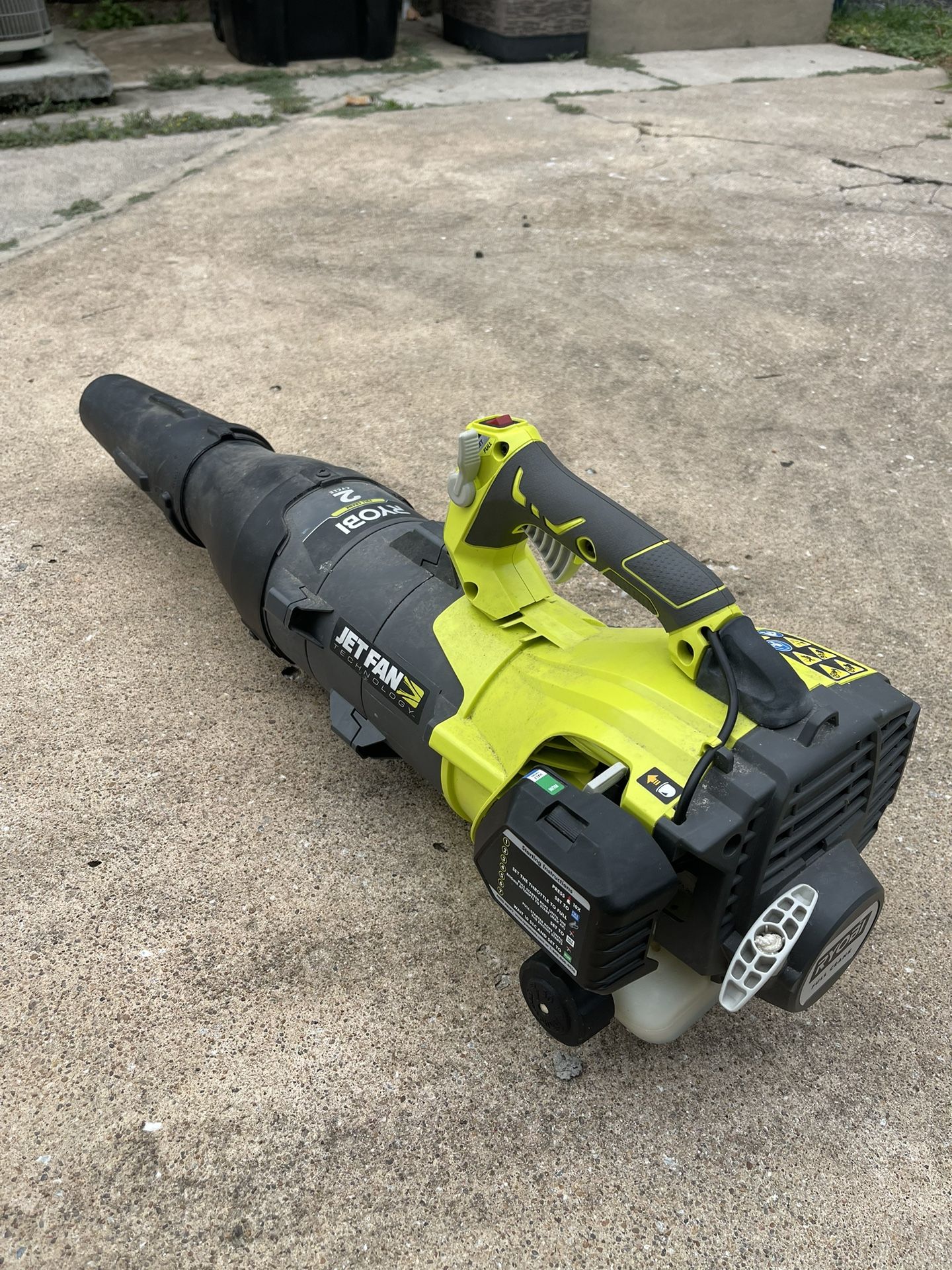 Ryobi 2 Cycle Leaf Blower