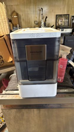 Frigidaire Gallery nugget ice maker