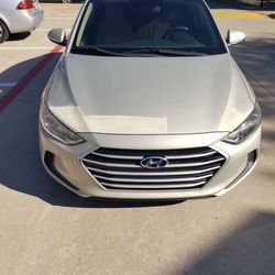 Hyundai Elantra 2017