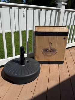 Heavy Duty Patio Umbrella Base - New
