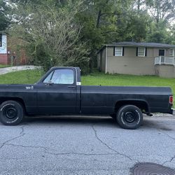 1976 Chevy C-10 pickup Truck In great shape