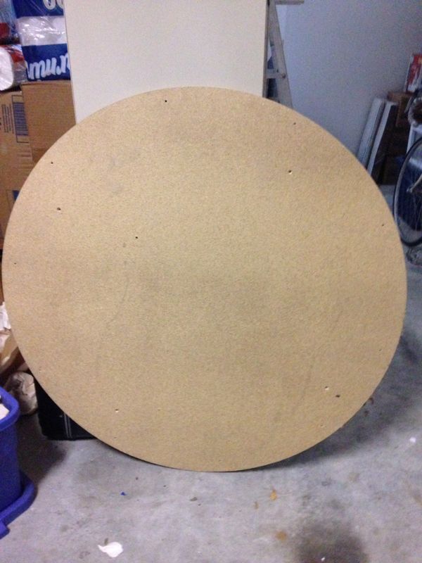 Round table top made of particle board 40" round by 1 inch thickness