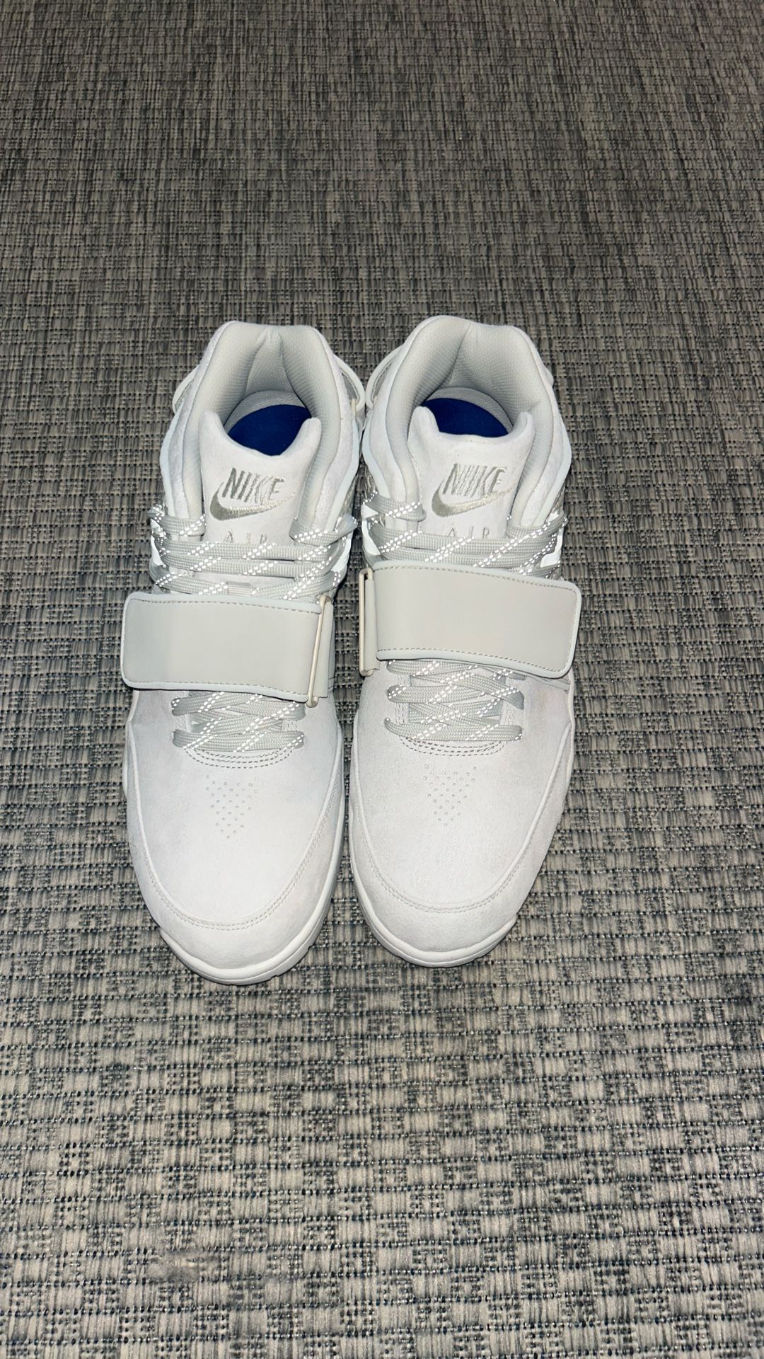 Nike Trainer Victor Cruz