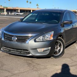 Nissan Altima 2015 
