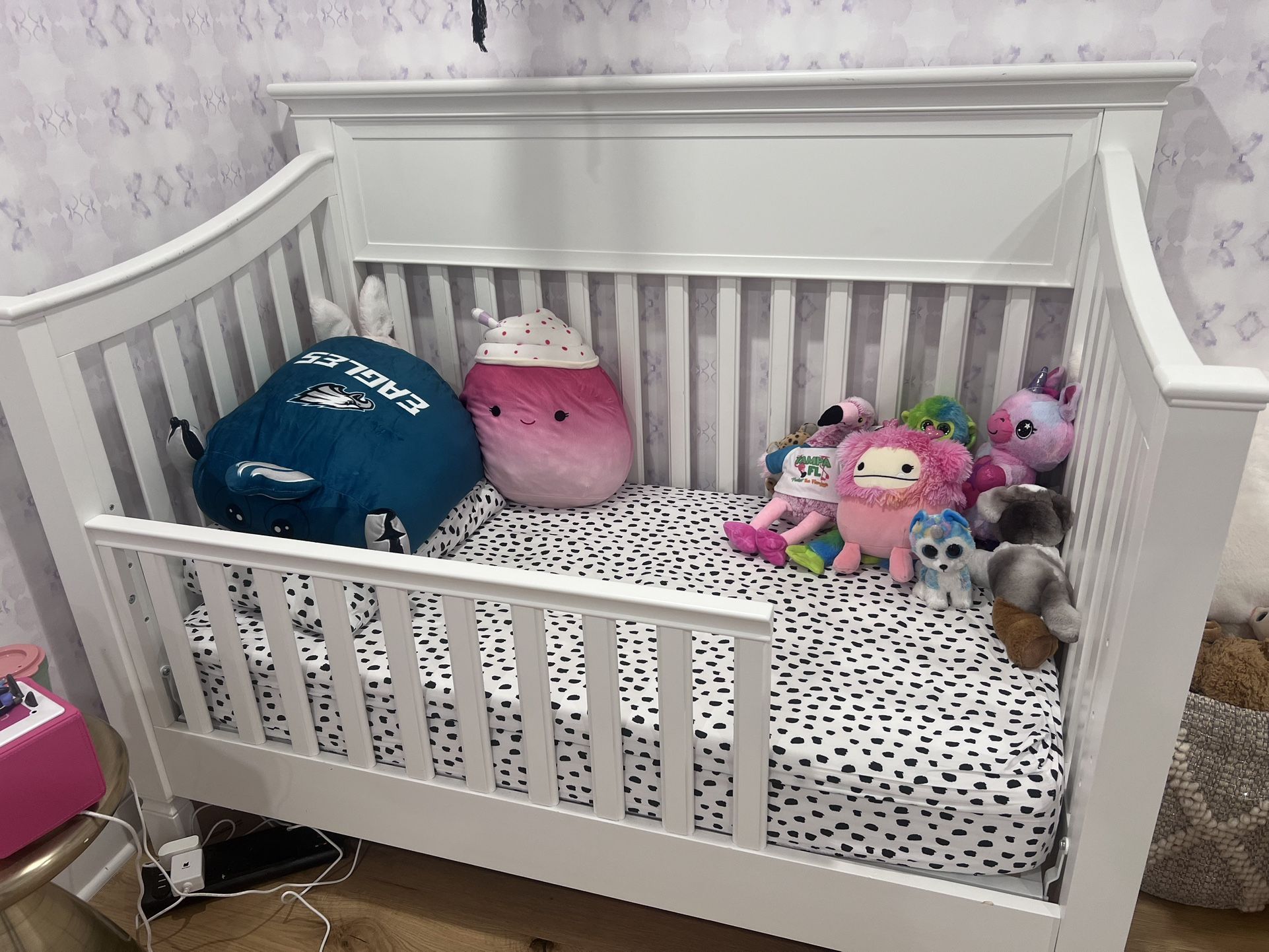 Pottery Barn Larkin 4 in 1 crib for sale