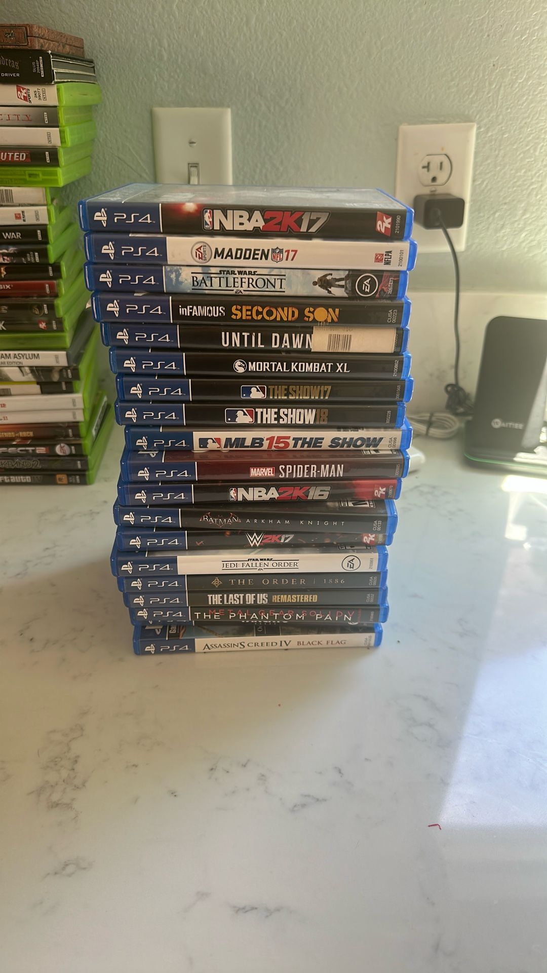Xbox 360 And PlayStation 4 Game Bundle