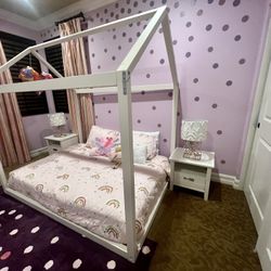 Pottern Barn Kids House Bed for sale !