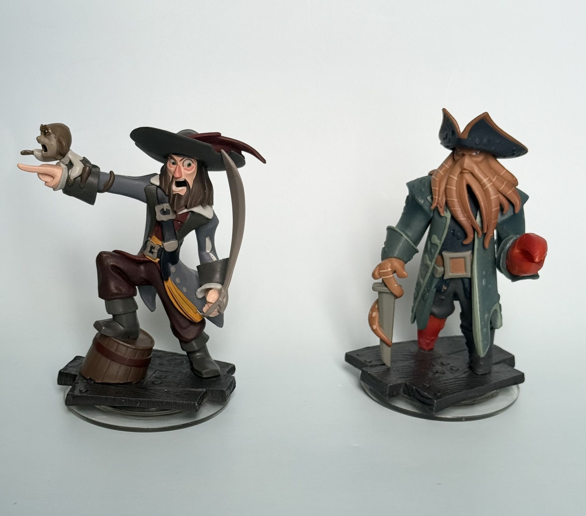 Disney Infinity 3.0 Pirates of the Caribbean Barbosa and Davy Jones. 2 Figures.