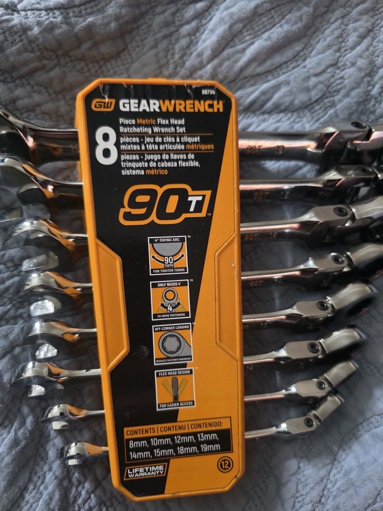 Gearwrench Metric 90-Tooth Flex Head Combination Ratcheting Wrench Tool Set with Tray. 8-Piece