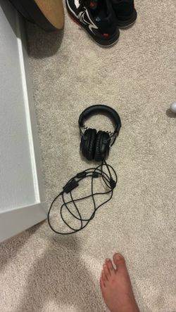 High quality Logitech Gaming headphones with microphone