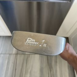 PinSeeker Golf Pin Pointer II 33” RH Putter, Brand New Grip - STILL AVAILABLE 