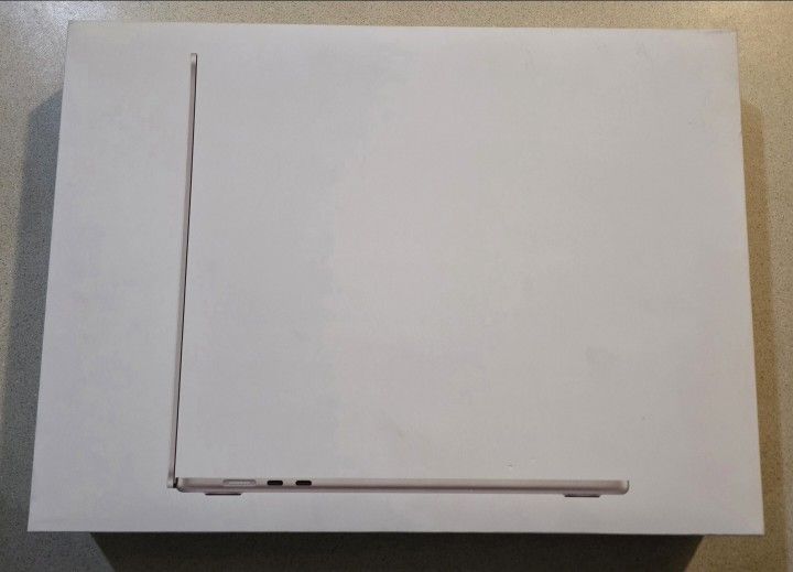 Macbook Air 15" M3 Laptop