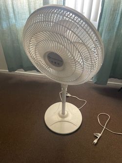 Comfort Zone White Pedestal Stand Fan