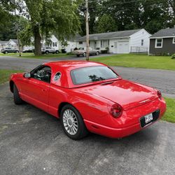 2004 Thunderbird 