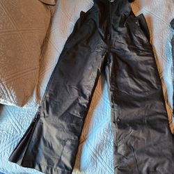 Snow Pants  Size S  4 And 5   Boot  Size 13.  $15   